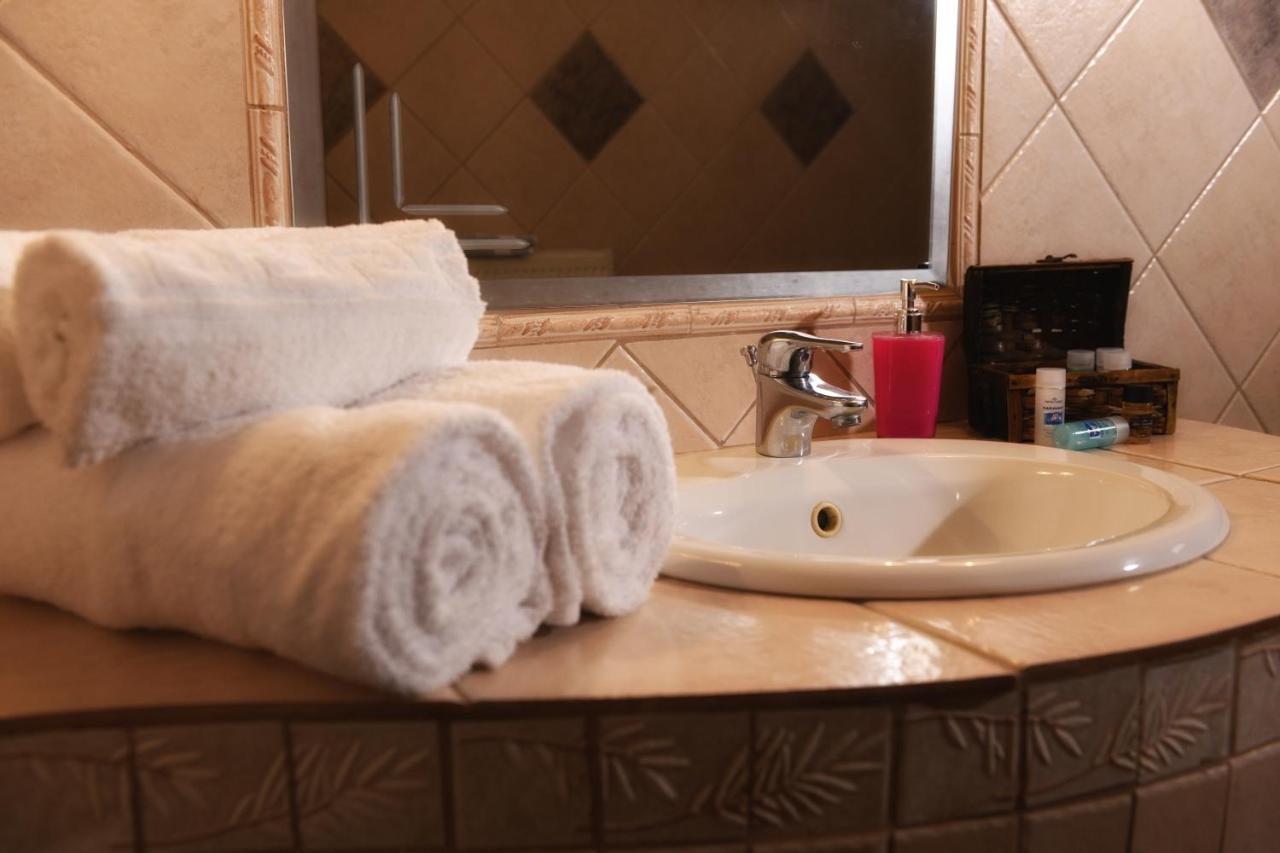 Hotel Epavlis Kato Poroia Luaran gambar