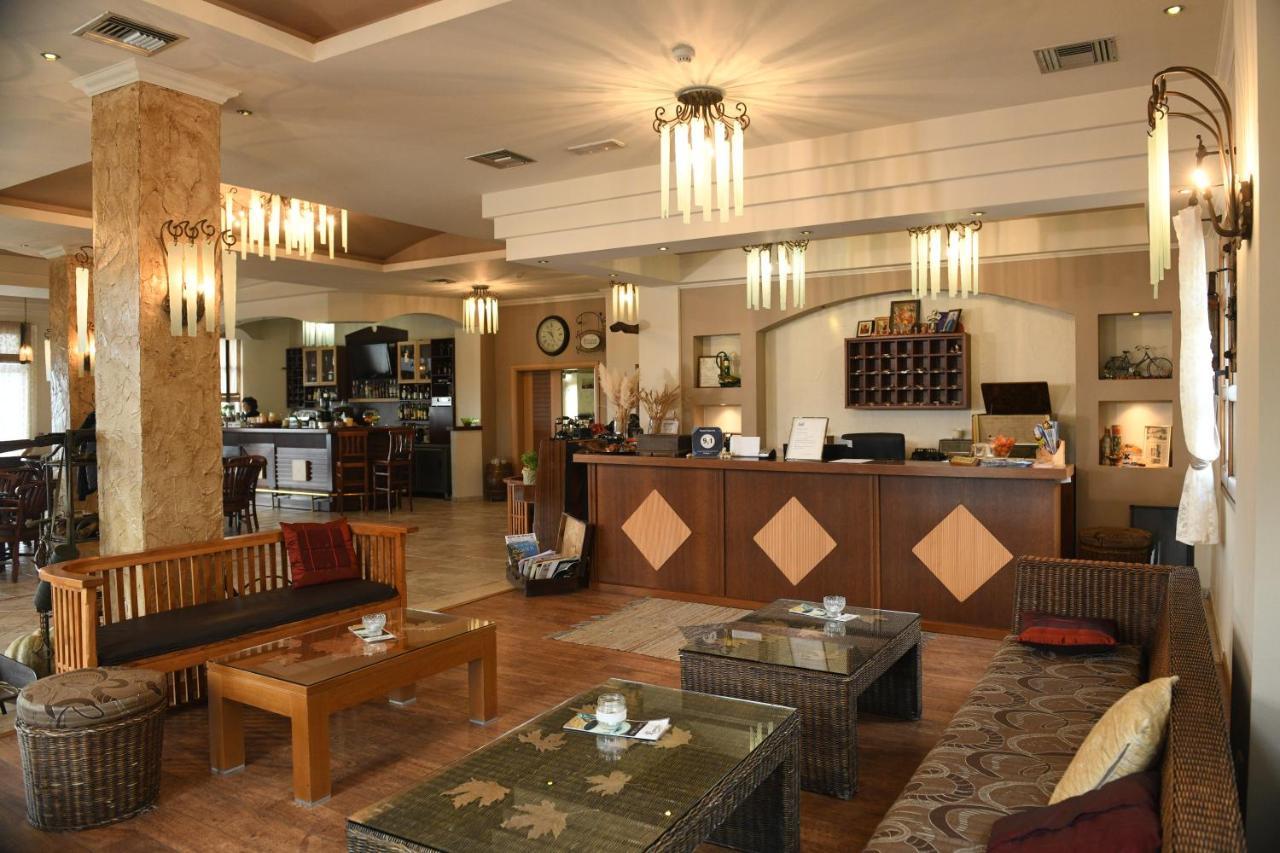 Hotel Epavlis Kato Poroia Luaran gambar